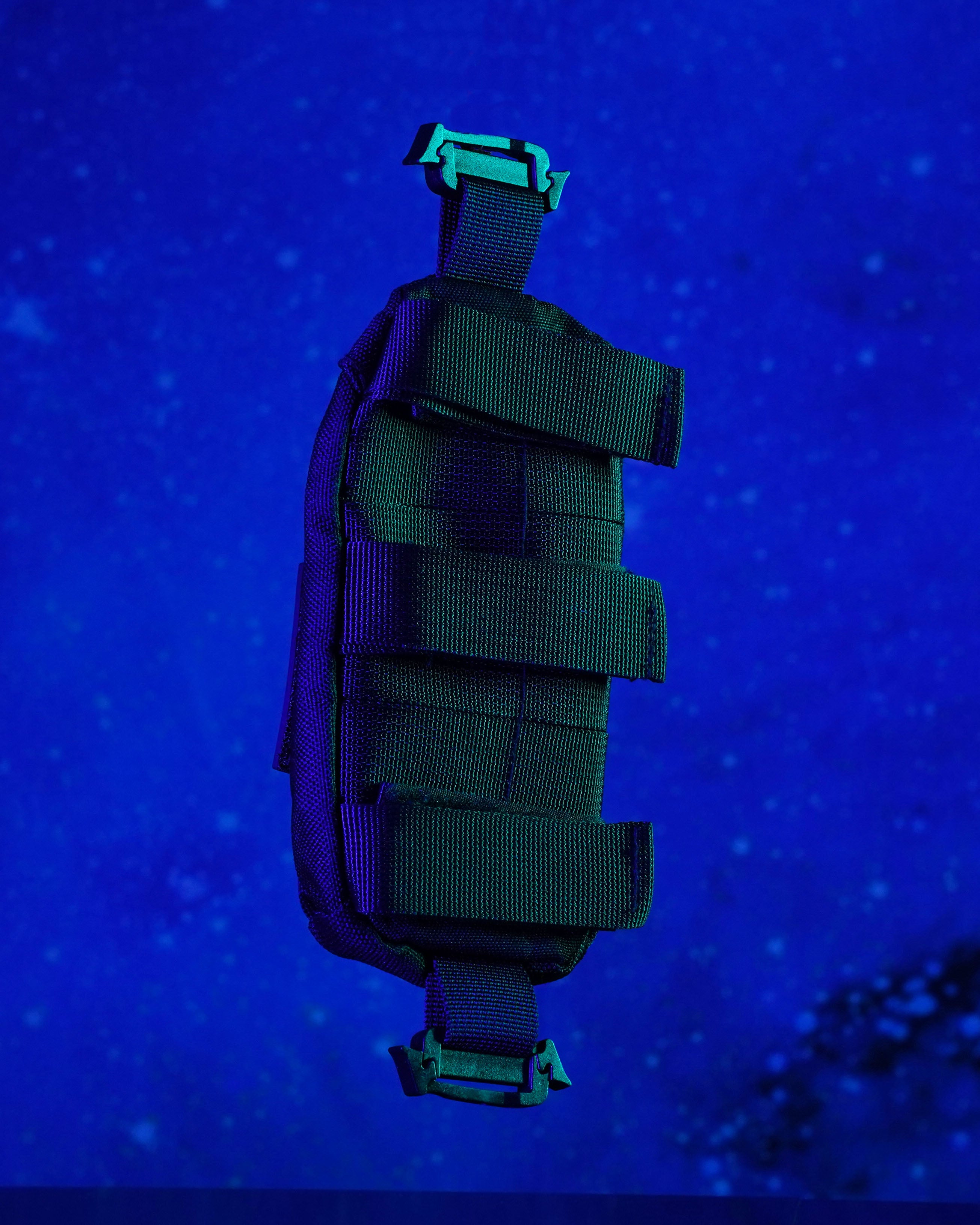 A-001 // AuxPod – Quick-Access Strap Module